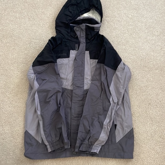 Columbia Jacket - Picture 4 of 9